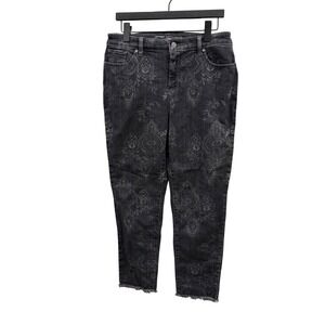 Chicos Girlfriend Slim Leg Ankle Jeans Black Paisley Print Raw Hem Size 1.5 L